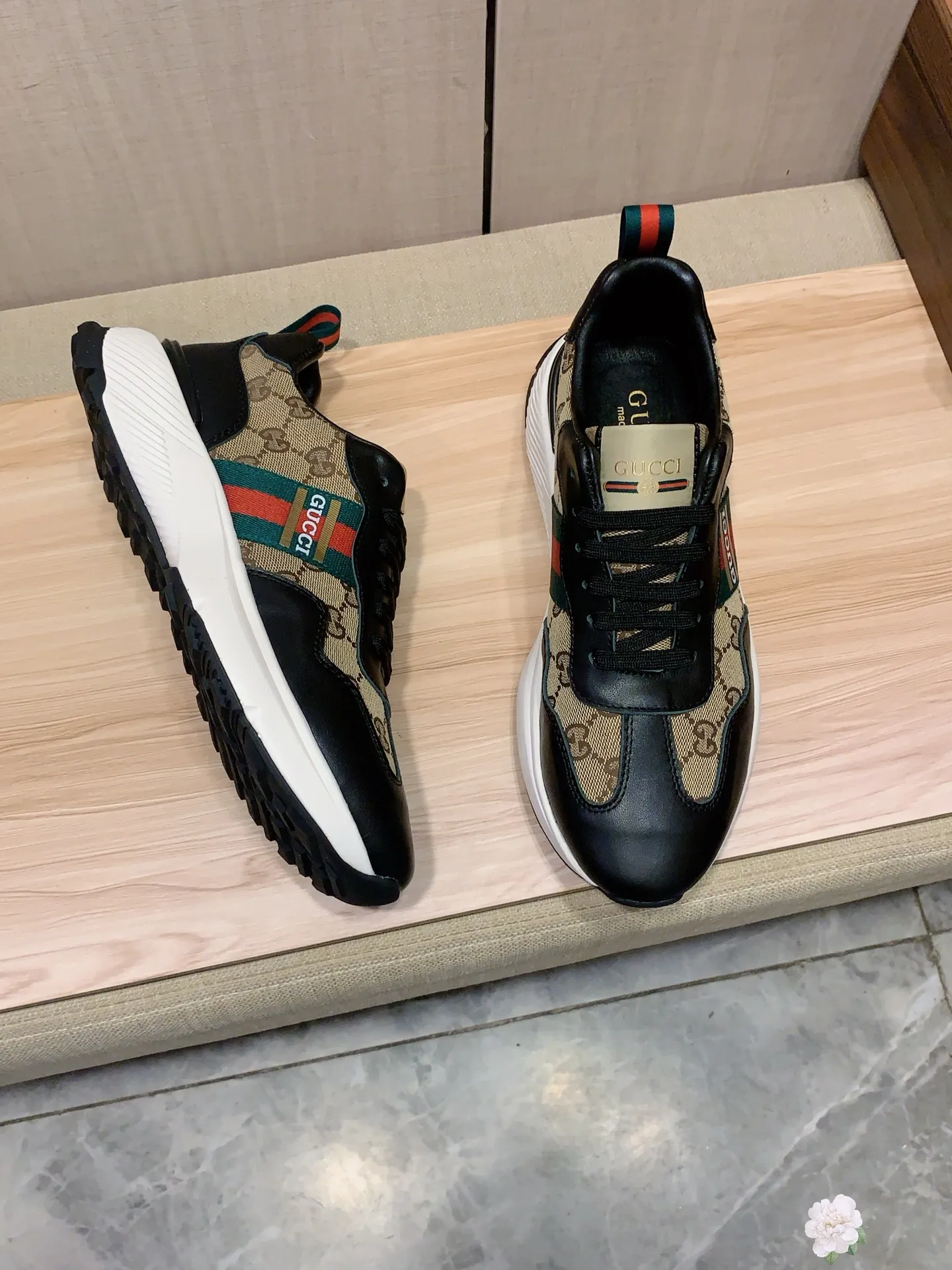 Men's men's shoes💰460💰💰🎩🎩[Lightning][Lightning] "Gucci*" The latest • popular casual shoes, top brand [seduce] luxury ~ purchasing agency, top ~ quality. [Strong] The upper is made of imported breathable cowhide with woven material ➕ breathable sheepskin feet (•) and fine workmanship. The original stylish and stylish soft rubber wear-resistant and non-slip outsole is light and comfortable on the feet. The real thing looks better when photographed. 010: Size: 38-44, 4️⃣ colors selected